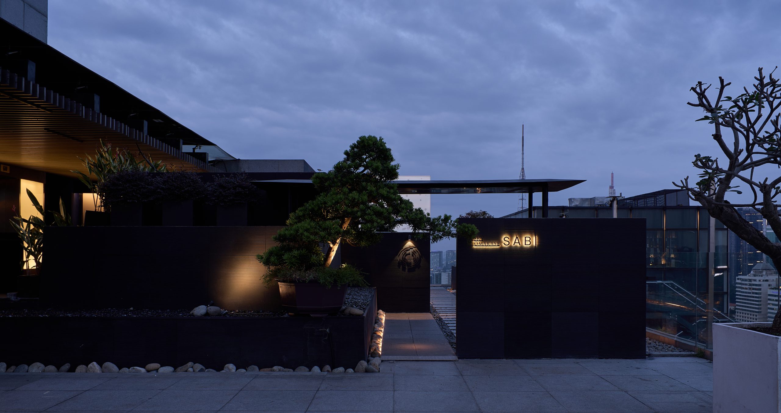 Nhà hàng rooftop omakase tại Centec Tower